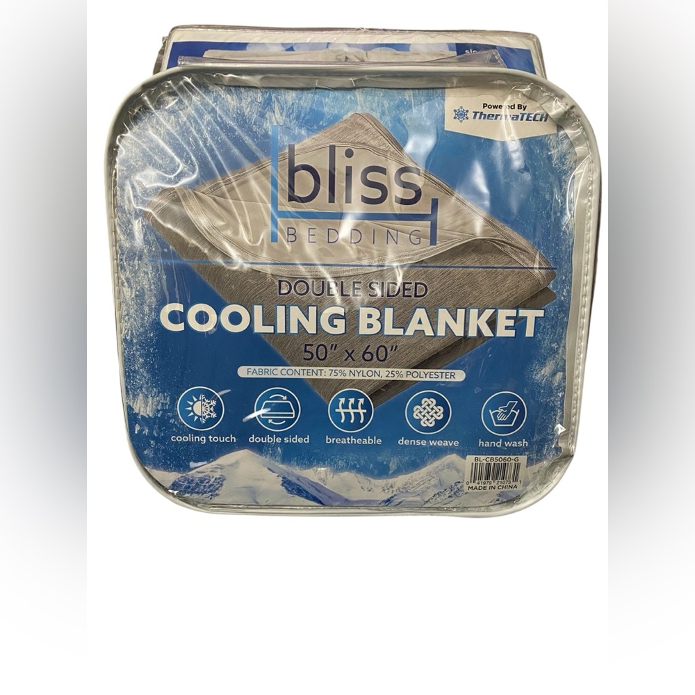 Cooling Throw Blanket by Bliss Bedding 50” x 60” (4 ft x 5 ft)  Light Gray New